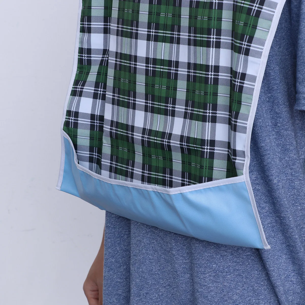 

Водонепроницаемый фартук для взрослых с большим карманом для сбора остатков еды, регулируемый, для людей с ограниченными возможностями, моющийся, защитный.