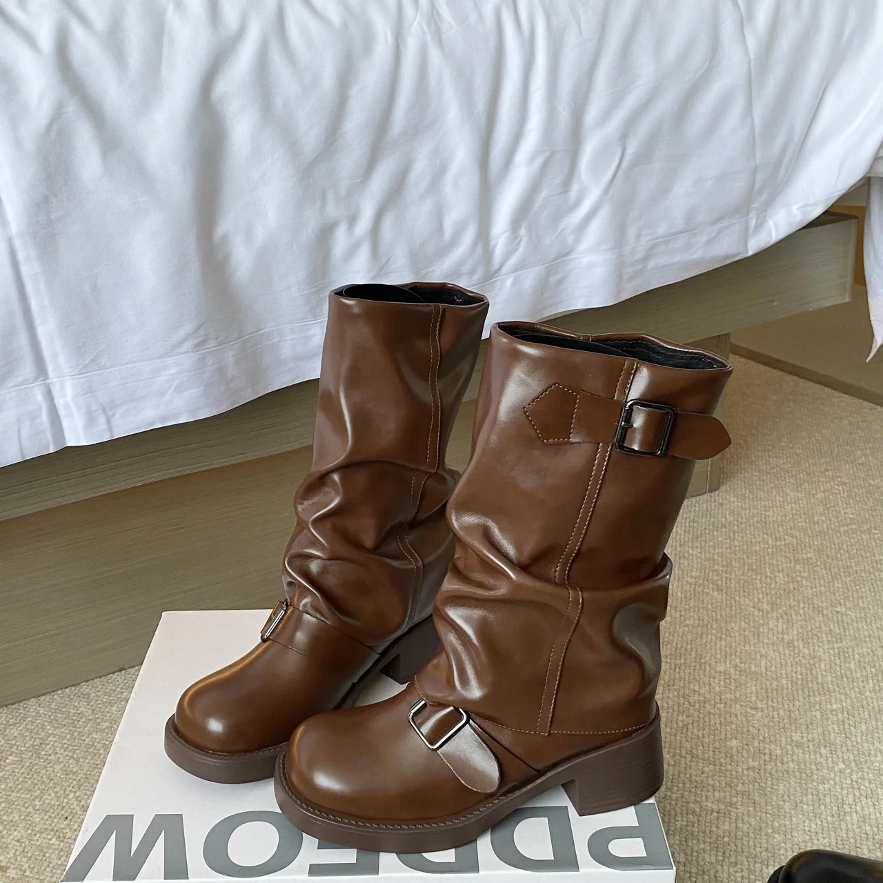 

Retro brown western cowboy boots for women slim thick heeled ankle boots