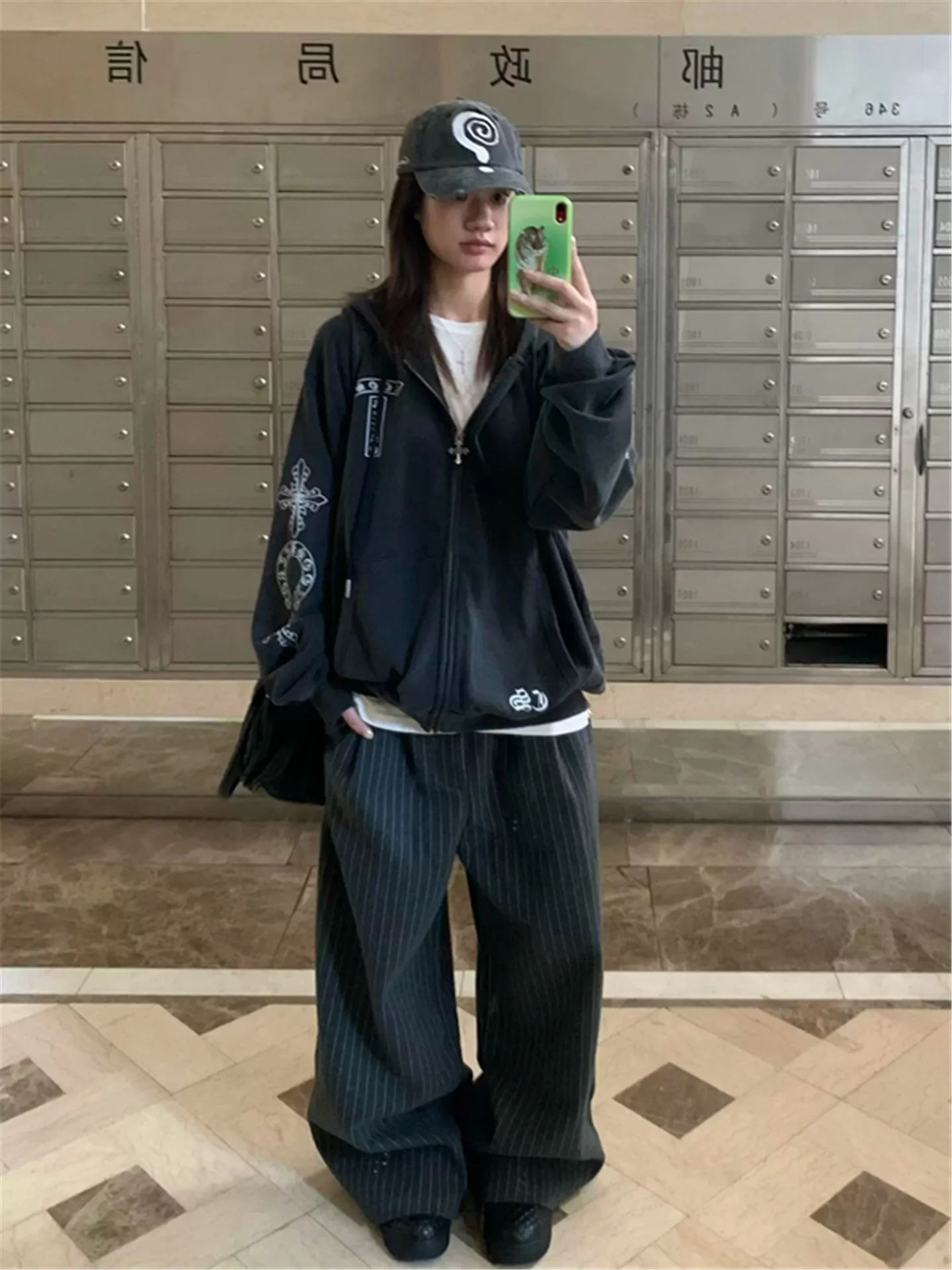 Retro American Washed Black Hoodie Jacket Women Loose Zipper Crossbody Cardigan Autumn Fashion Comfortable Cotton Sweatshirt