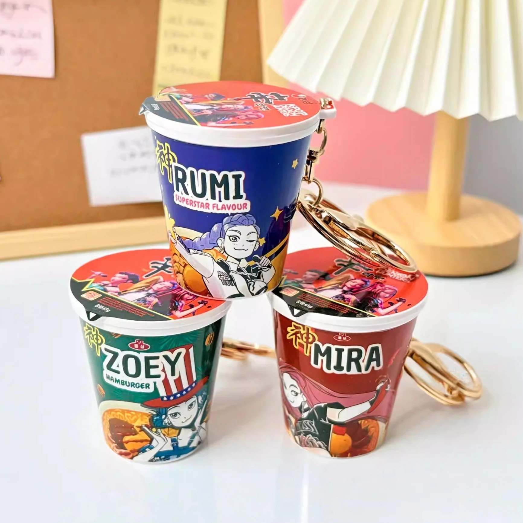 KPOP  Magic Girl Team Instant Noodle Bucket Keychain Pendant Turkey Face Pull Ramen Lumi Zouyi Mi Fun Hanging Chain