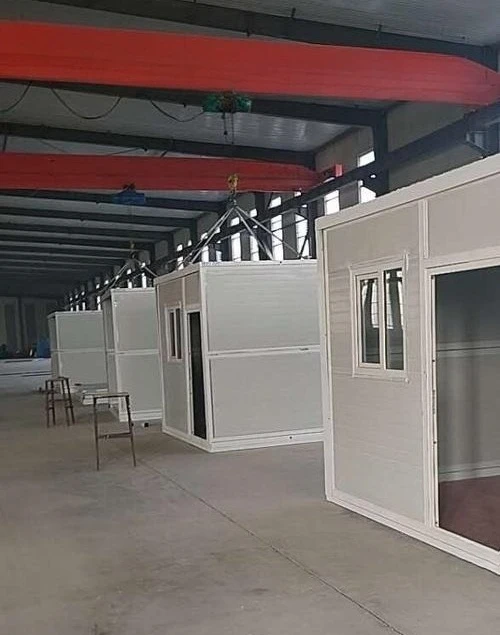 High Quality Folding Container For Construction Site Hospital Use Quick Assembly Waterproof & Windproof Temporary Accommodation