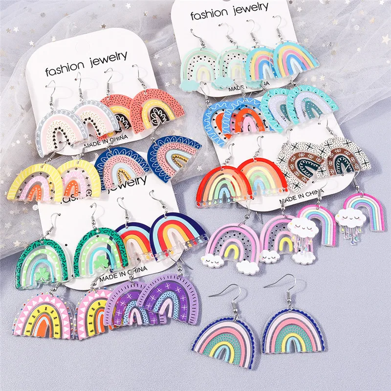 Aihua Bunte Regenbogen-Halskette für Damen, Lederseil-Kette, Wolke, Regenbogen-Anhänger, Halskette, niedlicher Sommer-Strand-Schmuck, Geschenke – Detail 1