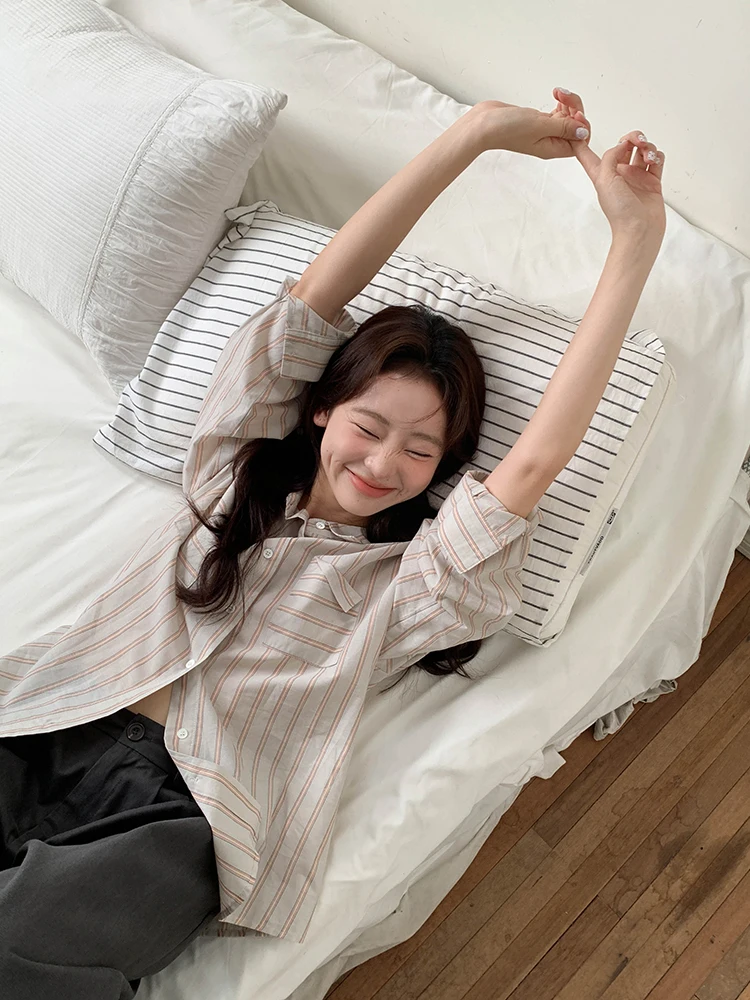 

Ретро-рубашка в полоску с длинным рукавом для женщин, весна 2026, новый дизайн, дышащая, удобная, повседневная, модная, китайский бренд