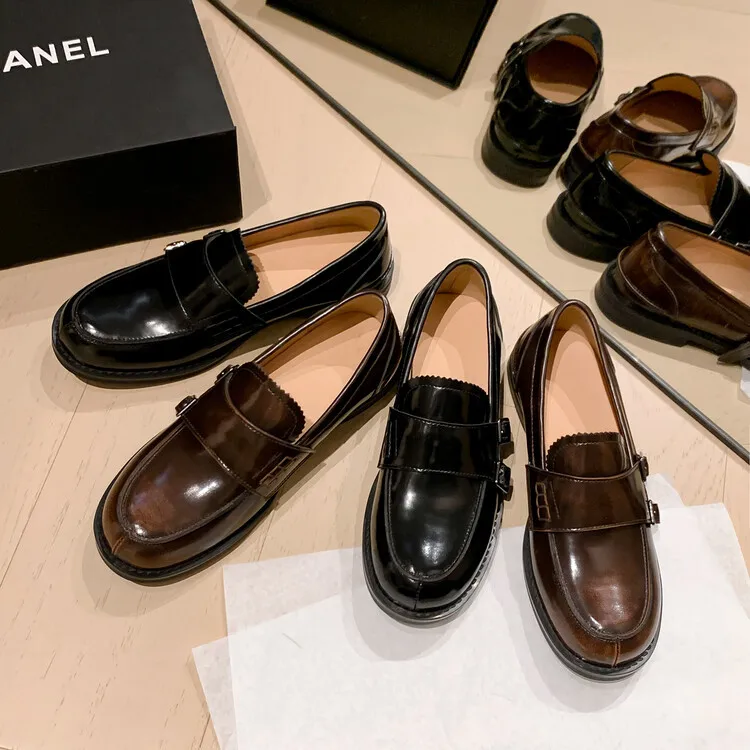 

Retro Brown Slip-On Loafer Shoes - Chunky Heel Women's Pumps, 2025 New Autumn Collection