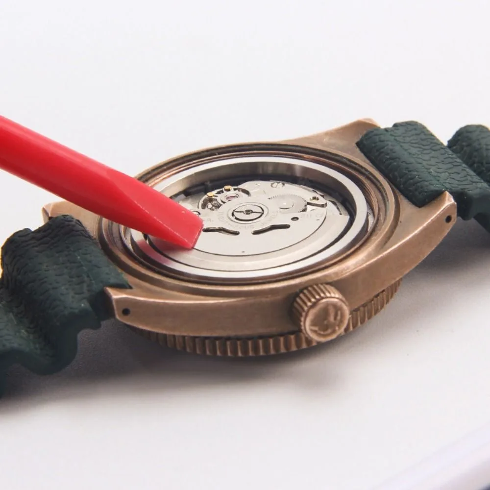 Penna per la pulizia del quadrante dell'orologio in plastica Rimozione della polvere Bastone per la pulizia dell'orologio professionale Pulizia del movimento Strumento di riparazione dell'orologio a doppia testa