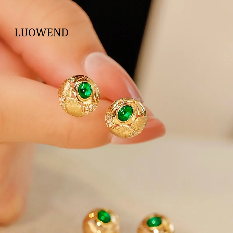 LUOWEND 18K Yellow Gold Earrings Fashion Football Shape Shiny Diamond Natural Emerald Stud Earrings for Women High Party Jewelry