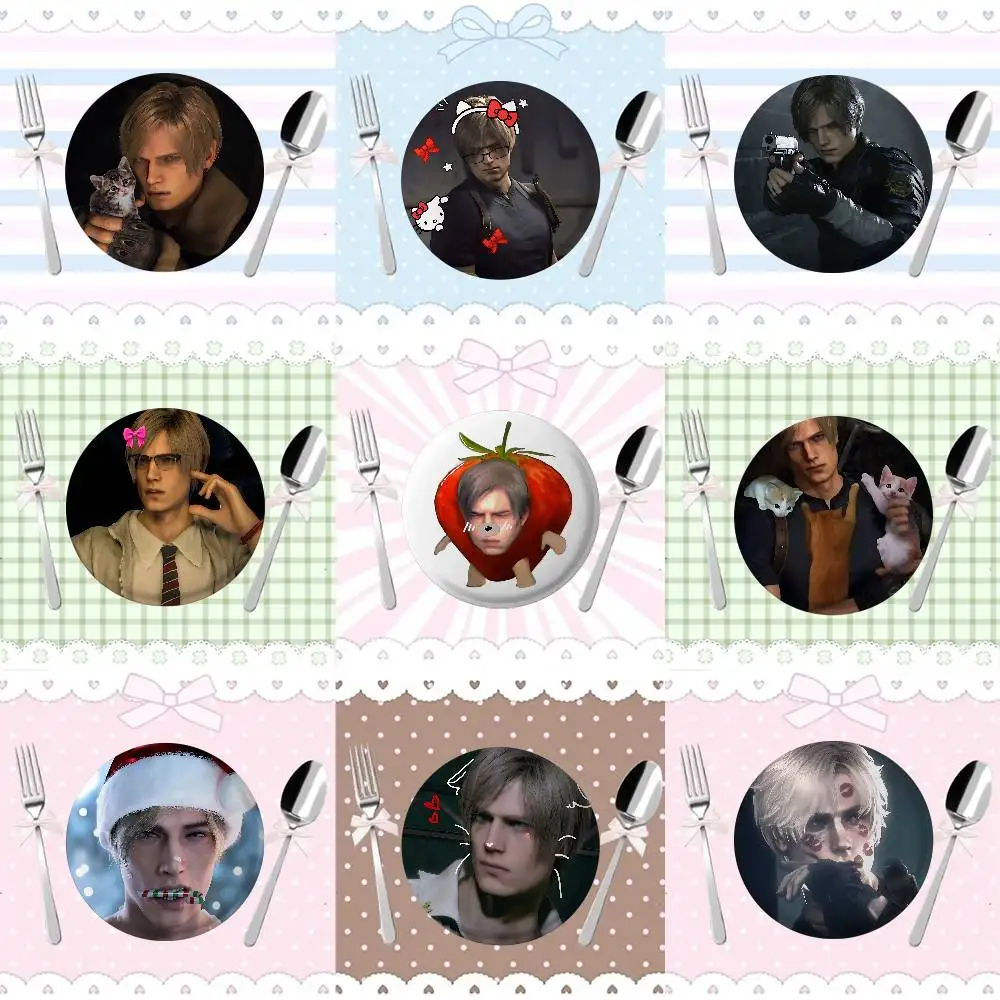 

Cool L-Leon Scott Kennedy Enamel Pins Handmade Round Brooch L Killer Yagami Light Cosplay Badge Backpacks Jewelry Gifts