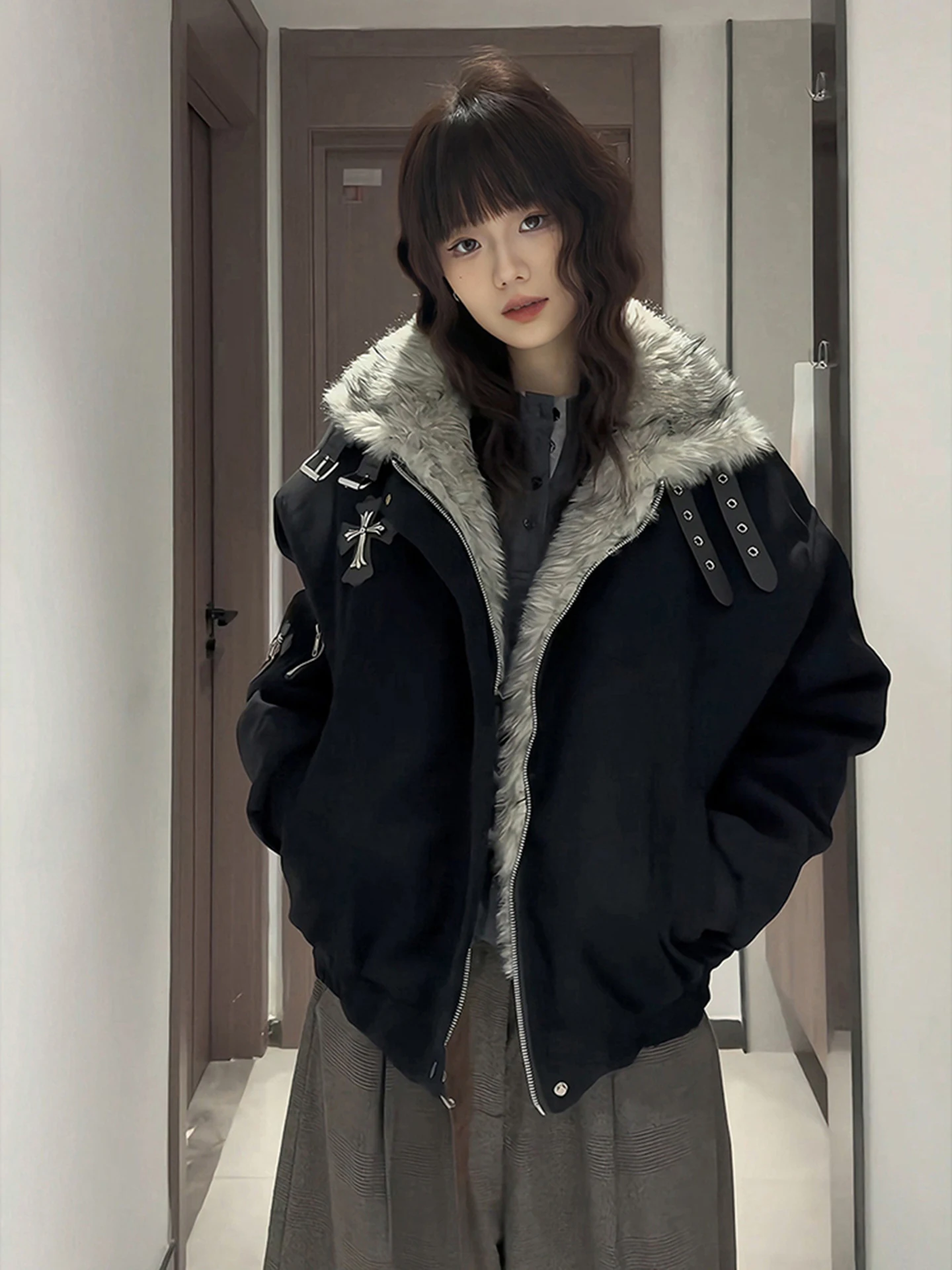 

Warm Fce Lined ort Cotton Jaet with Fur Collar Zipper Closure Youth Faion Winter Outerwear for Men And Women