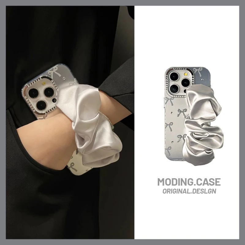 

Light Luxury Silver Butterfly Scarf Wristband for Apple 15promax Case iphone16promax 14promax 13promax Wrestleproof