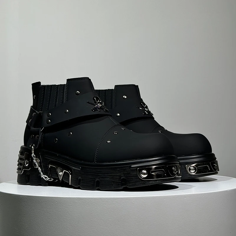 Men New Black Rock Punk Metal Patchwork Fashionable Boots Men Low Cut Height Increasing Fashionable Casual Shoes