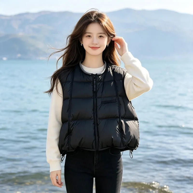 2026 New Women Warm Cropped Down Vest Collar Zip Up Quilted Sleeveless Pocket Drawstring Hem Solid Outerwear Autumn Winter