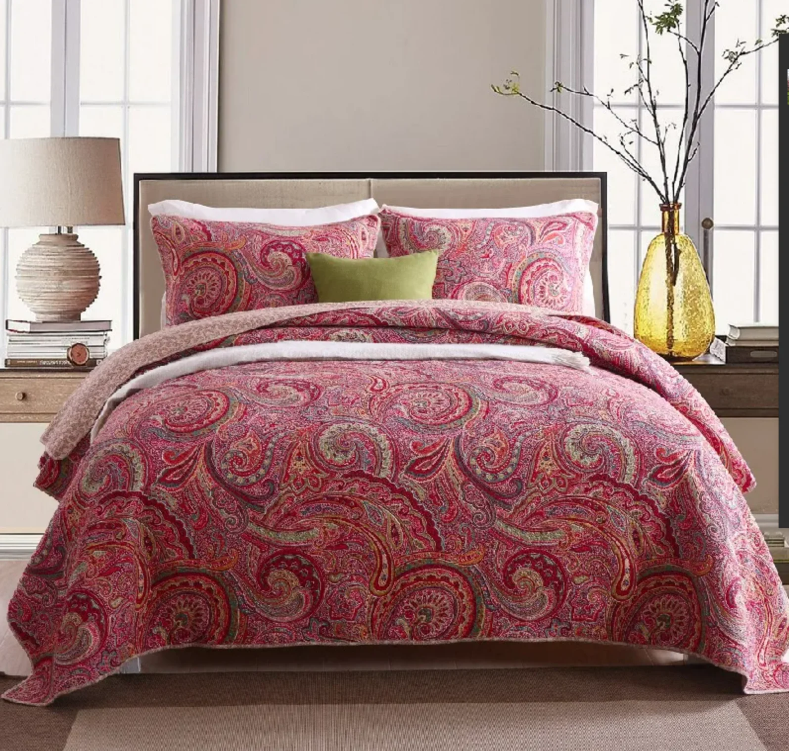 Description Picture 3 of itemAmerican Europe Quality Cotton Floral Embroidery Patchwork Quilting QUITLS 3Pcs Printed Flower BedCover Bedspread Coverletsheet