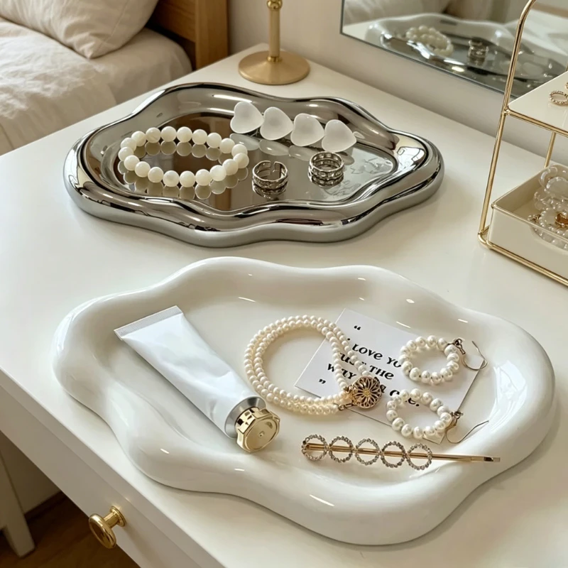 1pc Irregular White Jewelry Tray Cloud Shaped Trinket Dish Desktop Ornaments for Rings Earrings Necklaces Bracelets Vanity Decor