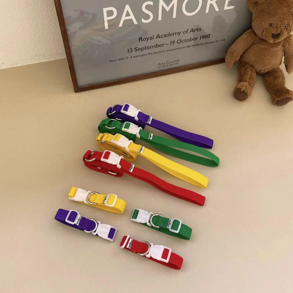 

Набор поводок для собак в корейском стиле, регулируемый однотонный ошейник для маленьких/средних собак, милые аксессуары для домашних животных