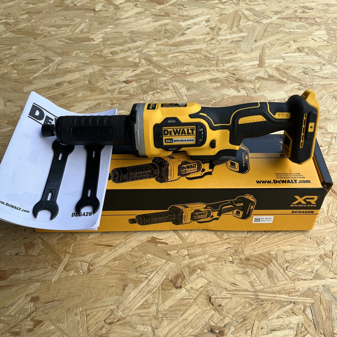 DEWALT DCG426 20V 브러시리스 가변 속도 다이렉트 그라인더 연마 도구(기계 본체 전용)
