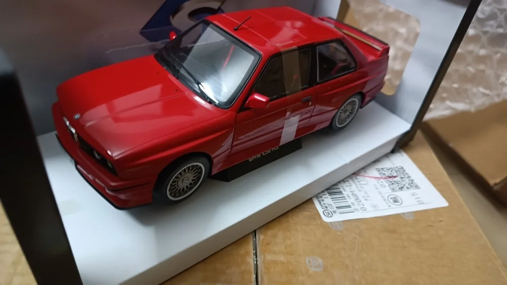 1/18 New To Special Die-cast Metal Rare Red German Luxury E30 M3 Car Model Furniture Display Collection Toys For Children