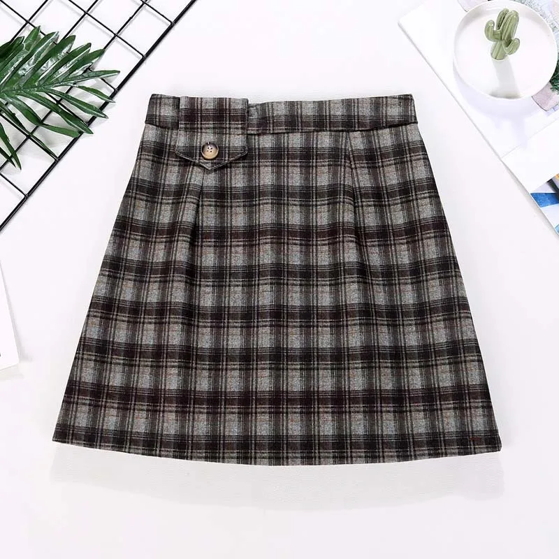 

Warm Winter Party Plaid Skirt Women 2021 Office Ladies Elegant High-quality Button Design Mini Skirts Vintage Sexy Pencil Skirt