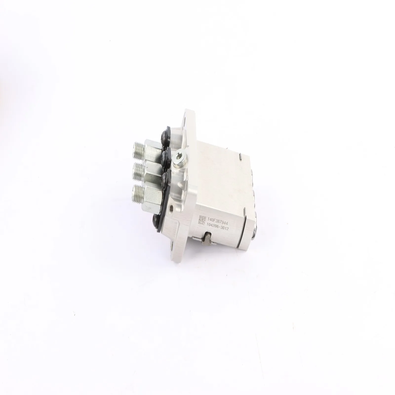 

1PC Fuel Injection Pump 16032-51010 16032-51013 FOR Kubota D905 D1005 D1105 D1305 Engines Tractor Excavator