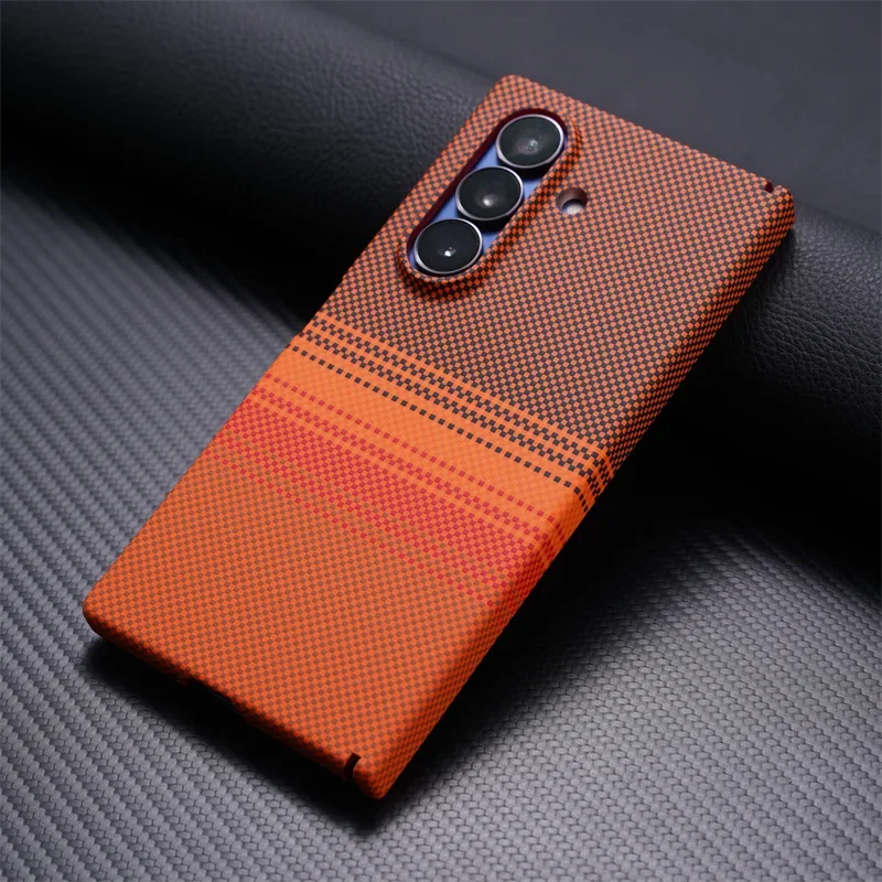 Etui z włókna węglowego z zawiasem PC, chroniące ekran, do Samsung Galaxy Z Fold 8Ultra 7 6 5 4, z magnetycznym mocowaniem do bezprzewodowego ładowania. — zdjęcie produktu 4