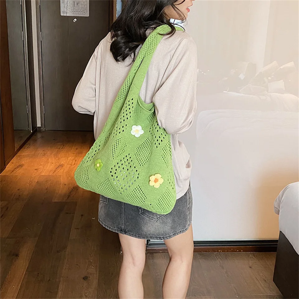 Cute Large Capacity Tote Handbag Trendy Wool Flower Shoulder Bag for Teenage Girls Fashion Student Top-handle Bag