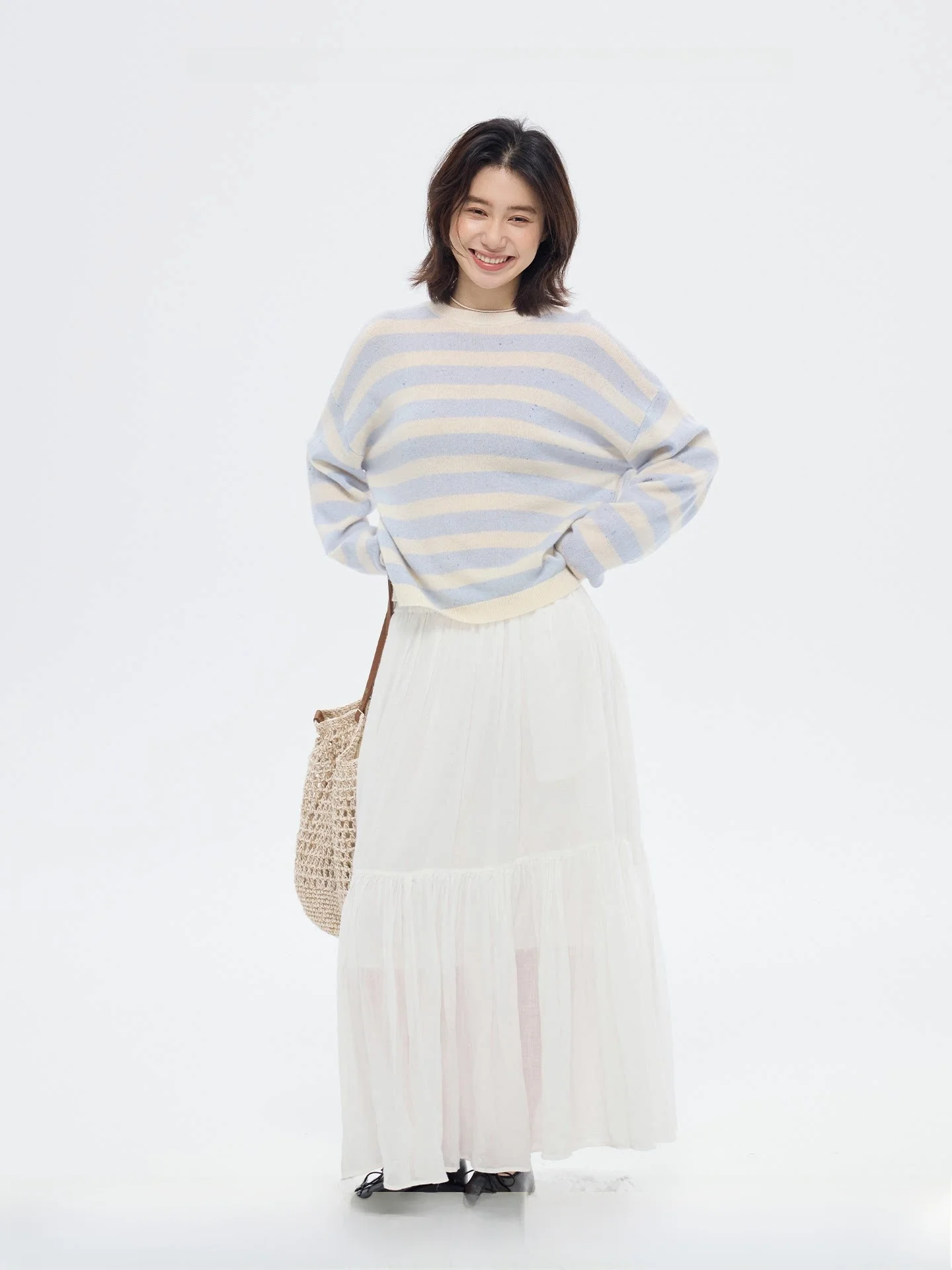 

GOOZA Casual Woolen Striped Knitted Sweater Loose Long Sve Versatile Comfortable Casual Top for Women round Ne Design