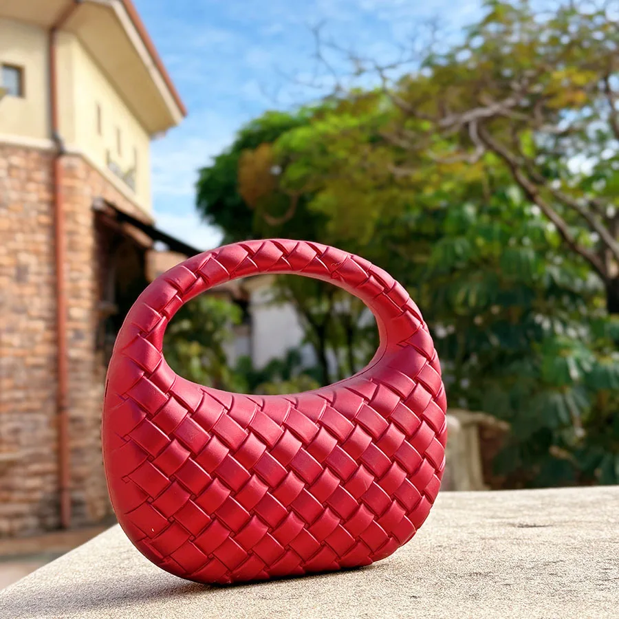 

New solid color handwoven bag half moon sardines handbag casual shoulder messenger women's bag