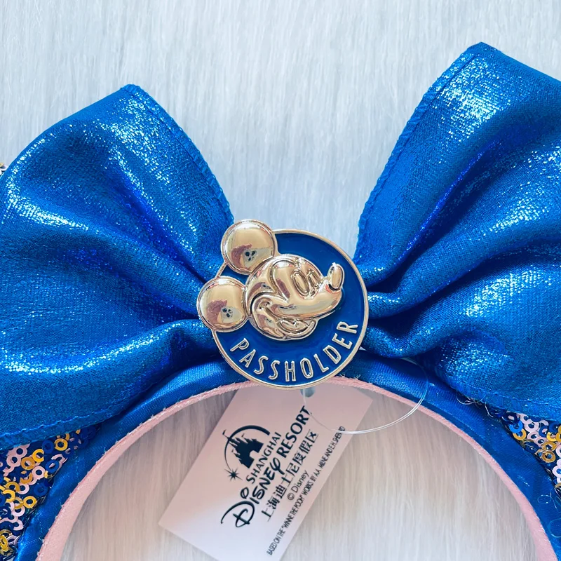 Disney “PASSHOLDER” Mickey Metal Badge Headband Adults/Child Walt Disney World Blue Sequin Minnie Ear