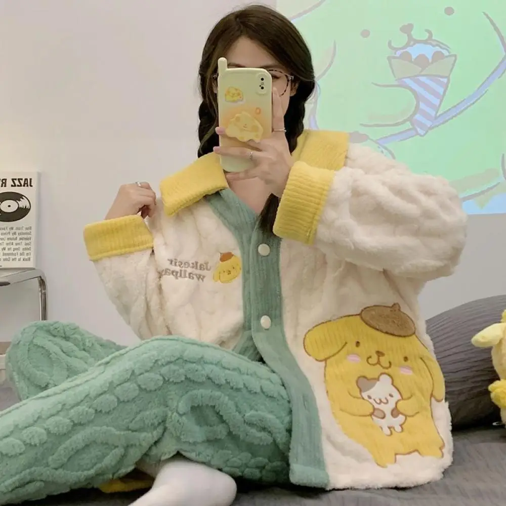 

Плюшевый пижамный комплект с помпонами из мультфильма Sanrio Kuromi, женская домашняя одежда из кораллового флиса, милые утепленные топы для девочек в стиле аниме Kawaii, брюки