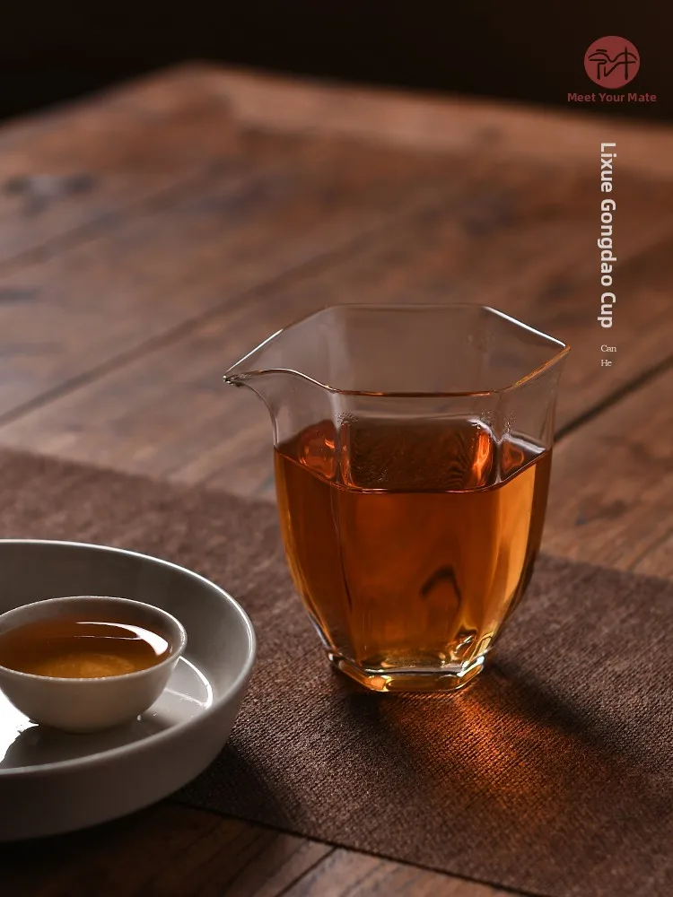 

Hongzhong Large Capacity Thickened Glass Transparent Public Cup Tea Set Accessories Gongfu Tea Brewing Tool Heat Resistant Glass