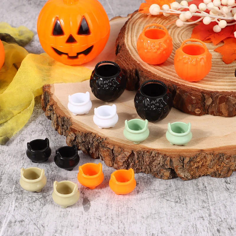 2Pcs Dollhouse Miniature Cauldron Halloween Candy Bucket Pot Witch\'s Handheld Bucket For DIY Dolls House Scene Decor Accessories