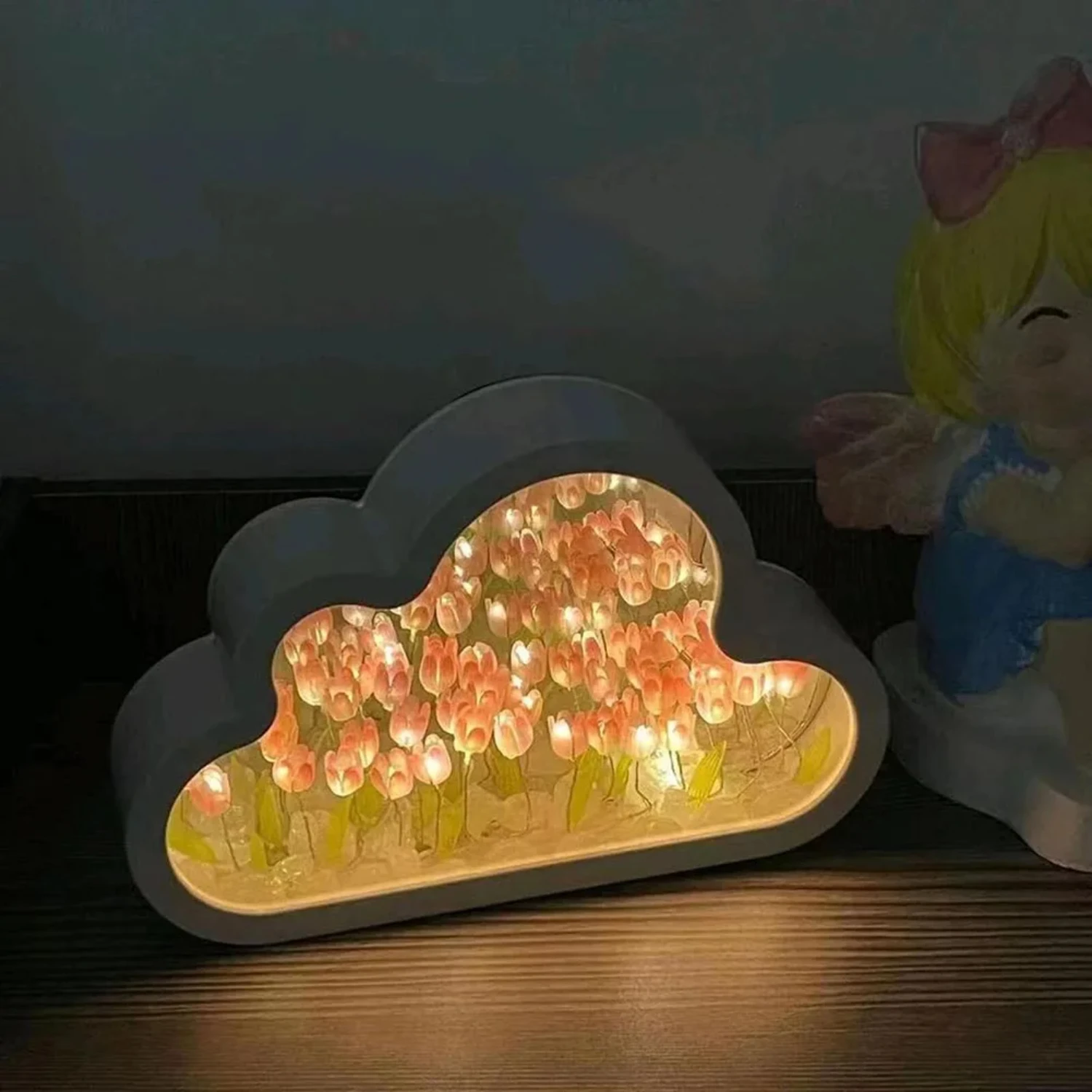 雲の形をしたチューリップの形をしたLEDランプ,寝室の装飾用の鏡付きテーブルランプ,新しい