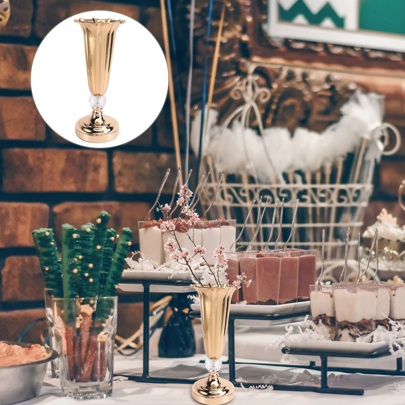 

Centerpieces Metal Vase Decoration Trumpet Wrought Iron Wedding Decorations Golden