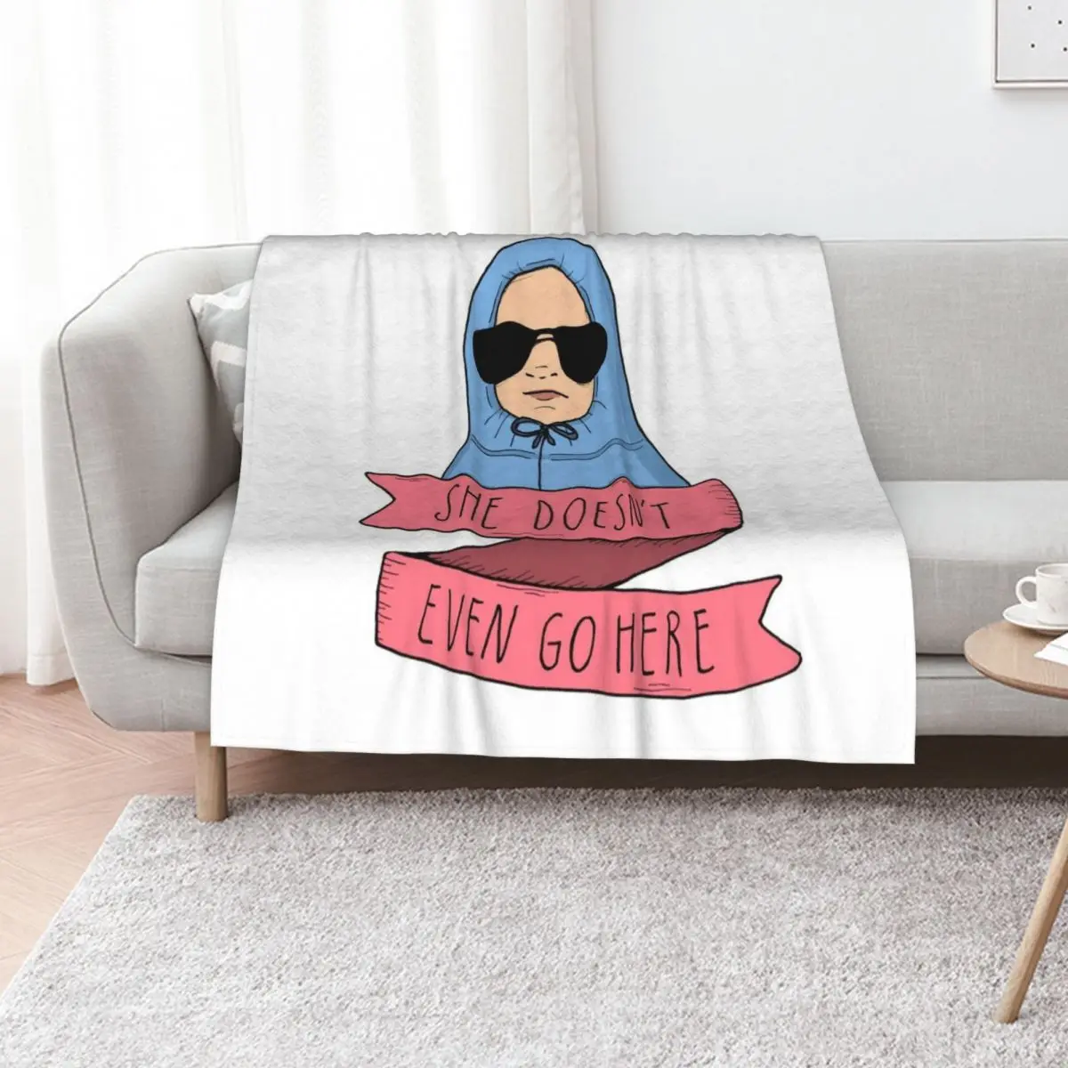 

Mean Girls - She doesn't even go here Throw Blanket Luxury Throw Retros Stuffeds Tourist Blankets