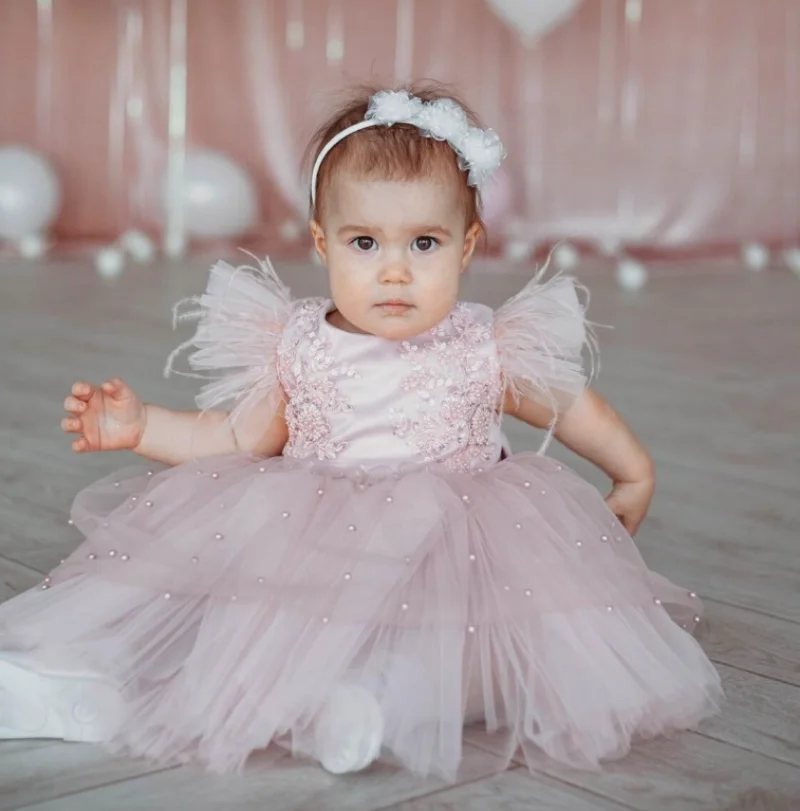 

Cute Baby Girl First Birthday Gown Lace Pearls Flower Girl Dresses with Big Bow Princess Dress Toddler Tutu Outfit