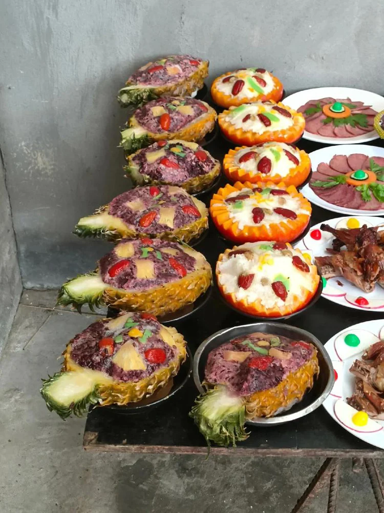 

Автоматическая машина для нанесения крема на круглые торты и хлеб, для украшения и глазирования