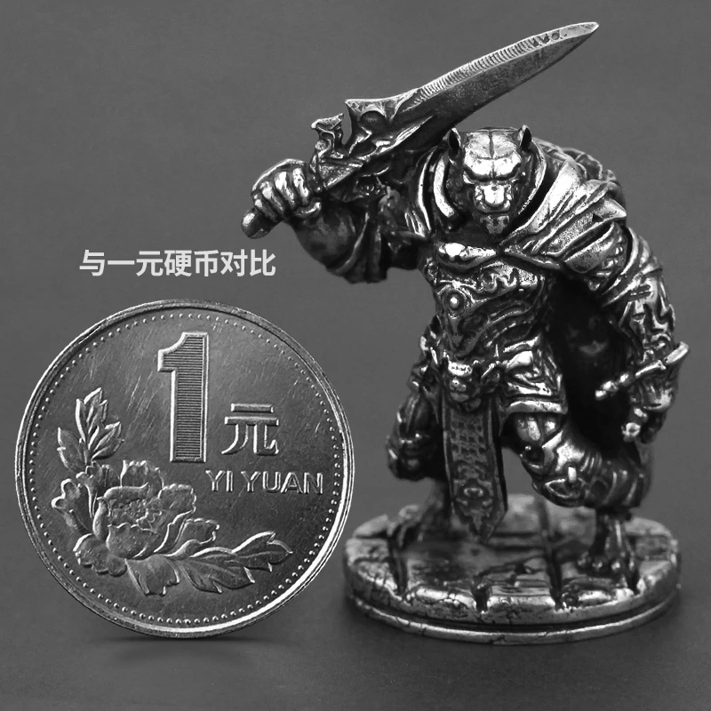 Figuras de acción de soldado guerrero tigre de Metal, producto terminado, piezas de juego de mesa, accesorios de adorno Interior de coche de escritorio