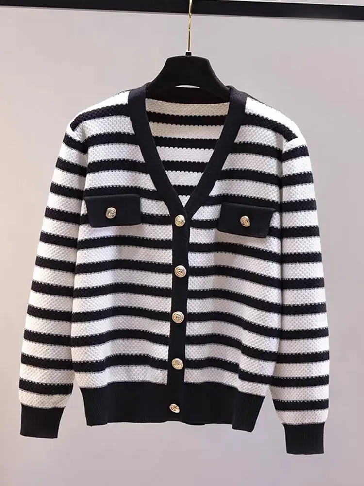 Elegant Striped Knit Cardigan Sweater 2023 Spring Autumn New V-neck Long Sleeved Jacket Women\'s Fashion Gold Button Coat Top