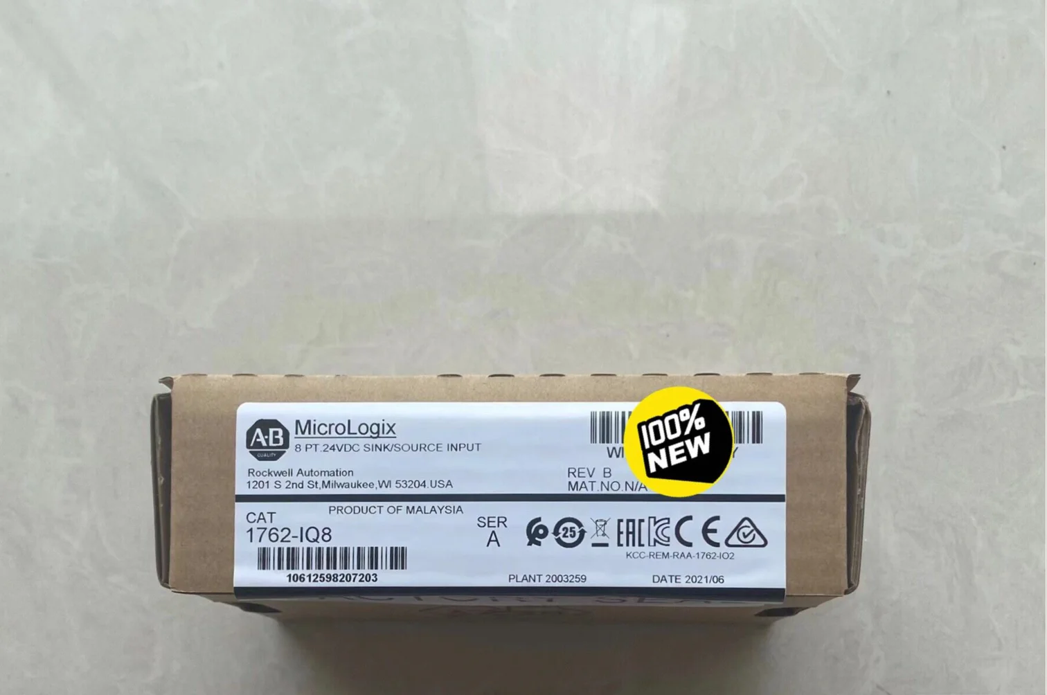 

1PC NEW AB 1762-IQ8 1762IQ8 A IN BOX BRAND