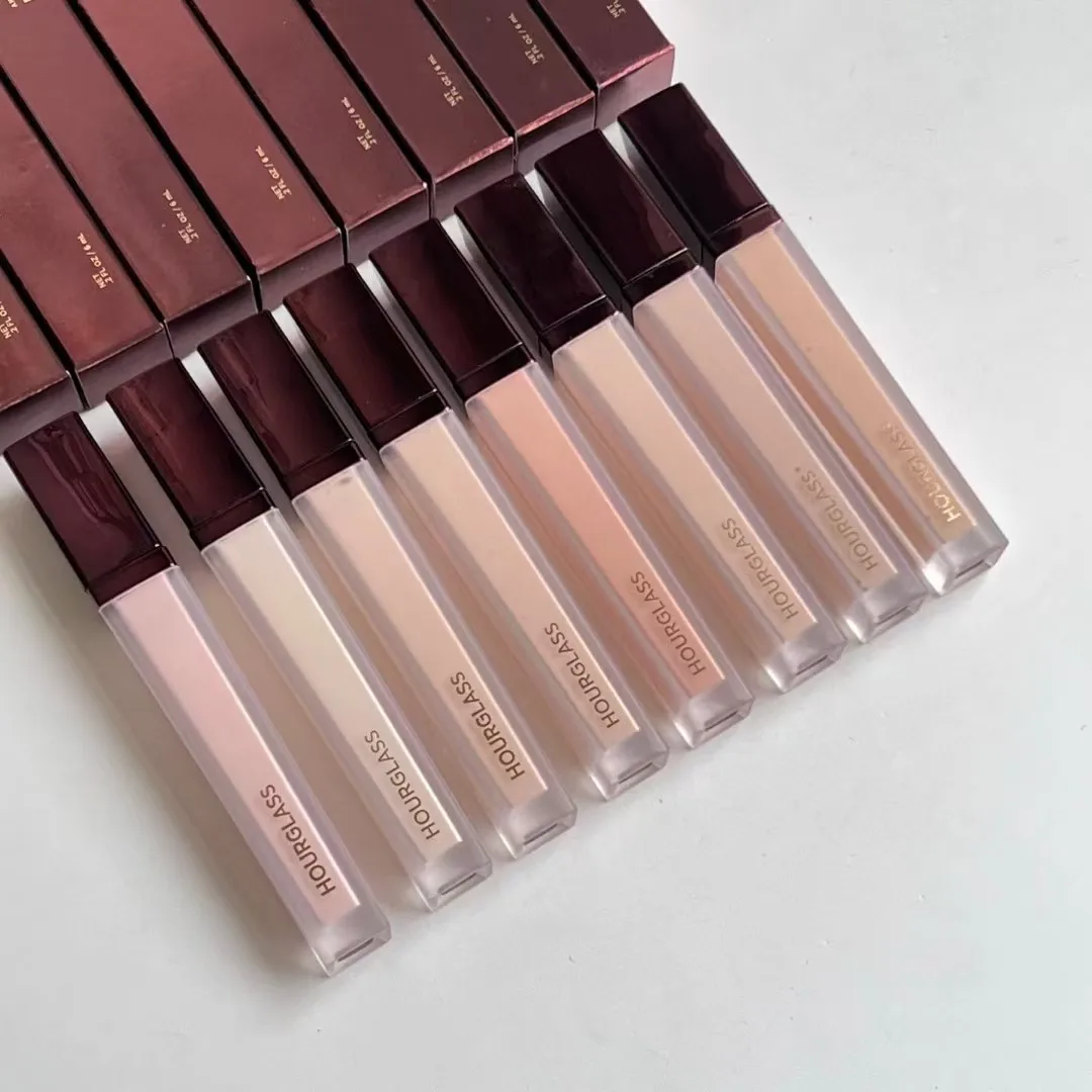 砂時計型の完璧なコンシーラー、顔のニキビ跡、くま、涙溝のブライトニング、ふっくらとしたメイクアップをカバー