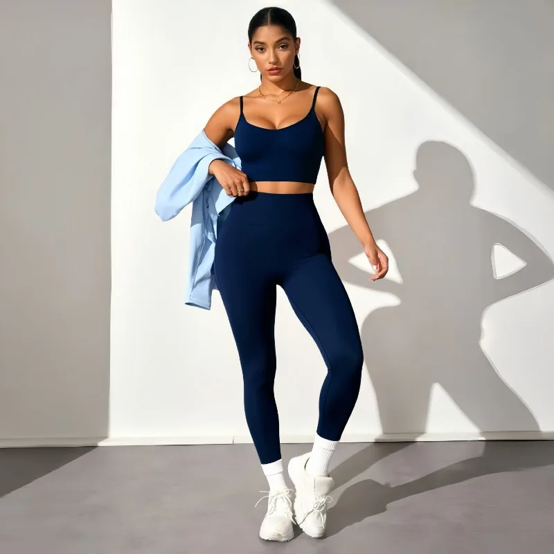European and American style yoga three-piece set for women: seamless bra, long-sleeved top, and leggings for fitness workouts