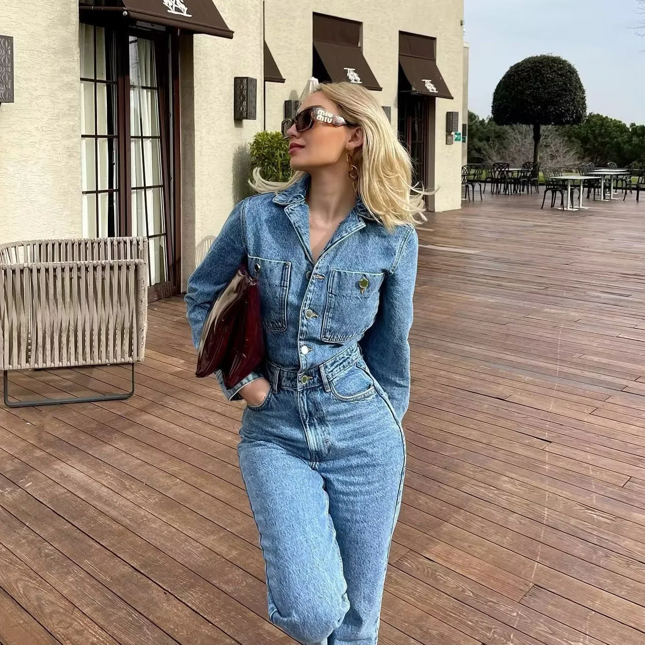 

Женский джинсовый комбинезон с длинными рукавами, модный, с воротником на пуговицах, с карманами, прямой крой, облегающий, из денима.