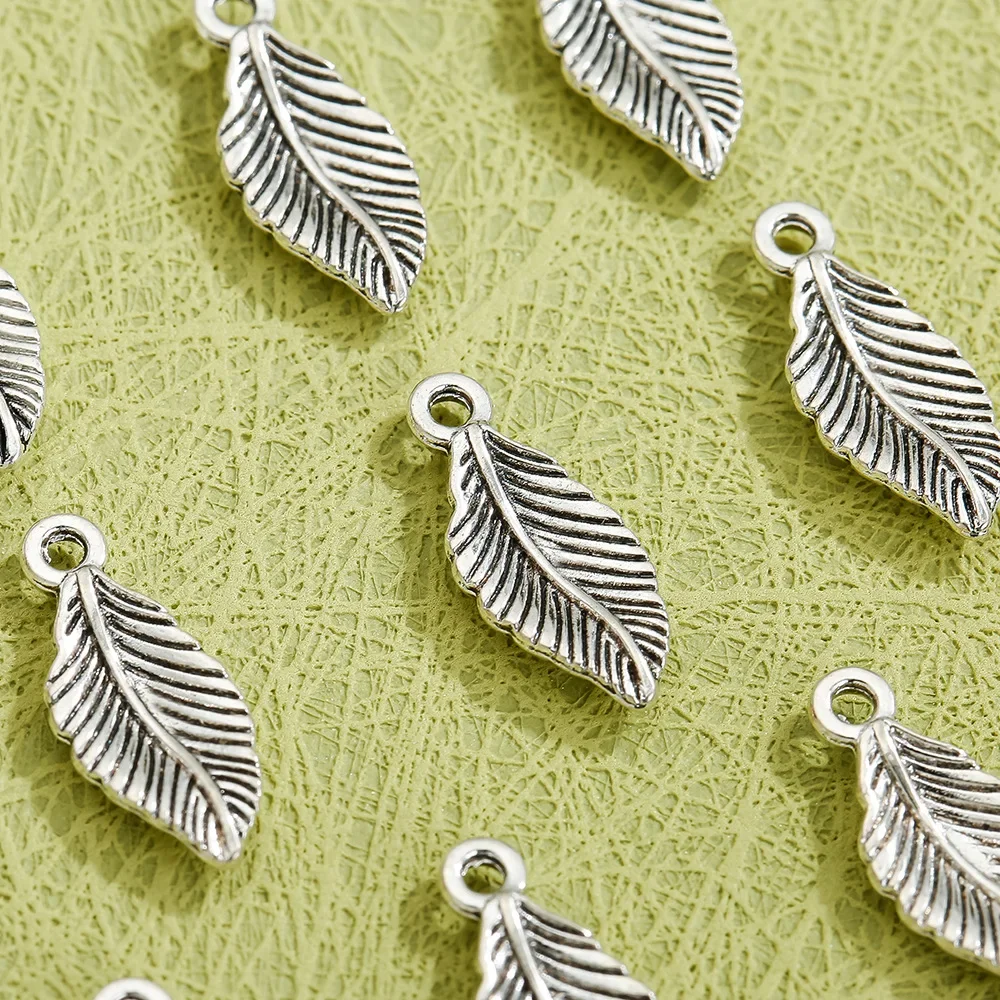 Collezione di accessori per gioielli in lega di foglie di gioielli, ciondolo in argento, puro accessorio per foglie artigianali