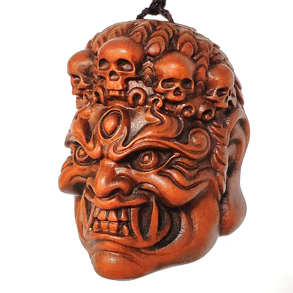 GY004 - 5x3.5x3.5 CM rzeลบba z drewna bukszpanu Netsuke : Fudo Gothic maska diabลa