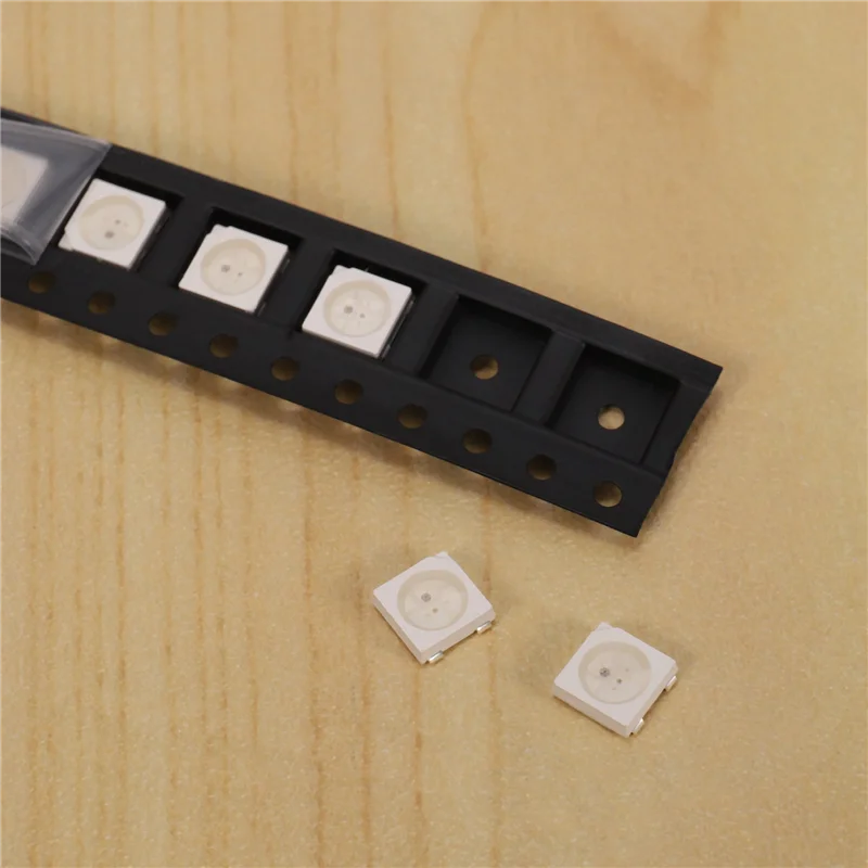 400 Uds WS2812B RGB LED Chip 5050SMD PCB blanco WS2812 Chip direccionable individualmente píxeles DC5V-Y18A
