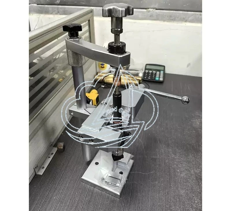 Diesel Engine High-Pressure Common Rail Injector Stand Disassembly & Assembly Tool with Nozzle Fixing Support for Repair - view 5