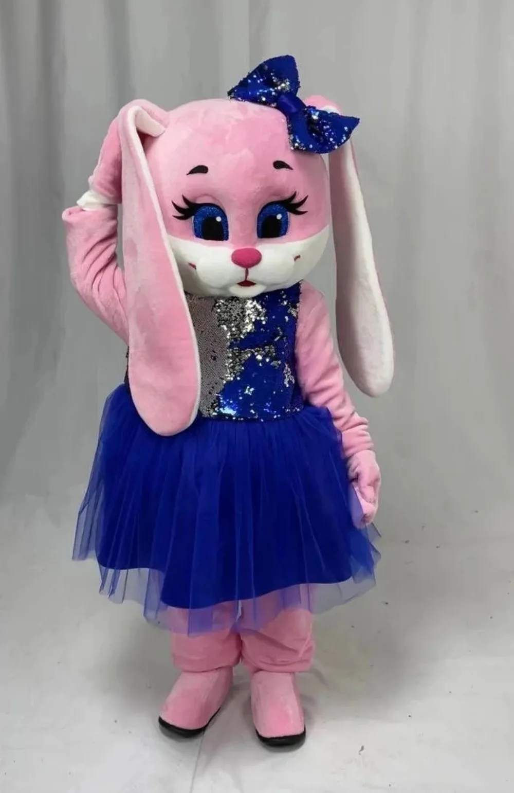 

Blue Dress Pink Rabbit Mascot Costume Cartoon Outfits Walking Doll Outfits Halloween Christmas Fancy Party Dress