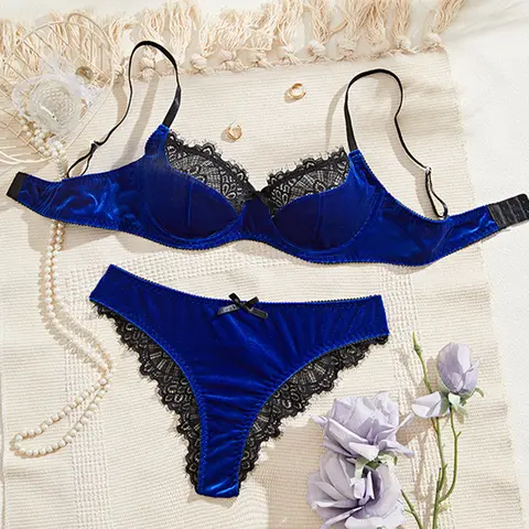 Autumn Sexy Female Lingerie Luxury Velvet Bra Set Lace Splicing Underwear 3-point Erotic Lingerie Comfortable Intimate Underwear