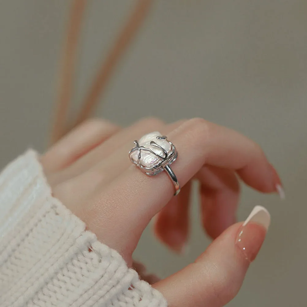 

Vintage Open For Women Artificial Pearl Finger Jewelry Adjustable Metal Wraparound Design Lightweight Fashion Statement Ring For