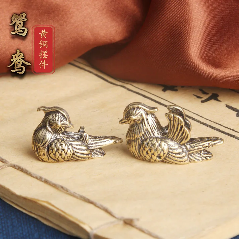 خمر النحاس اليوسفي بطة زوجين سطح المكتب زخرفة ديكور المنزل الشاي التقليدي الحيوانات الأليفة الحرفية الديكور الأواني النحاسية القديمة بالجملة