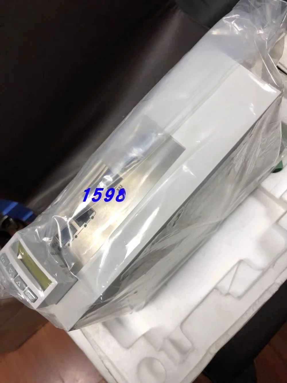 

CDB02.1B-ET-EC-EC-NN-S4-S4-NN-NN-FW